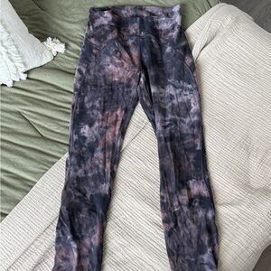Lululemon leggings (Nulu) 25”